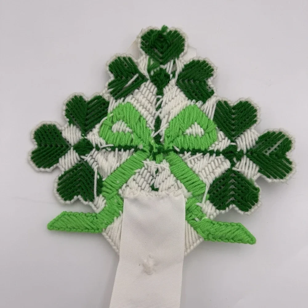 Vtg Plastic Canvas‎ St Patrick's Day Handmade Theme Decor Wall Hanging Clover
